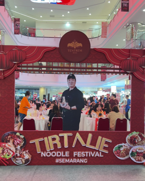 Tirta Lie Noodle Festival di Tentrem Mall Semarang