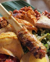 Nasi Ayam Kedewatan Ibu Mangku