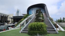 Review Golden Tulip Holland Resort Batu