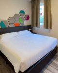 Ibis Budget Emerald Hotel Singapore