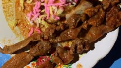 Sate Blengong Kupat Glabed Hj. Inah