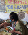 Gudeg Abimanyu Bu Lasmi