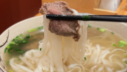 Kuliner khas vietnam