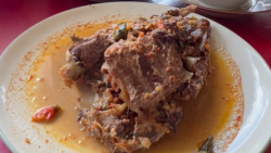 Mangut Kepala Manyung Bu Fat